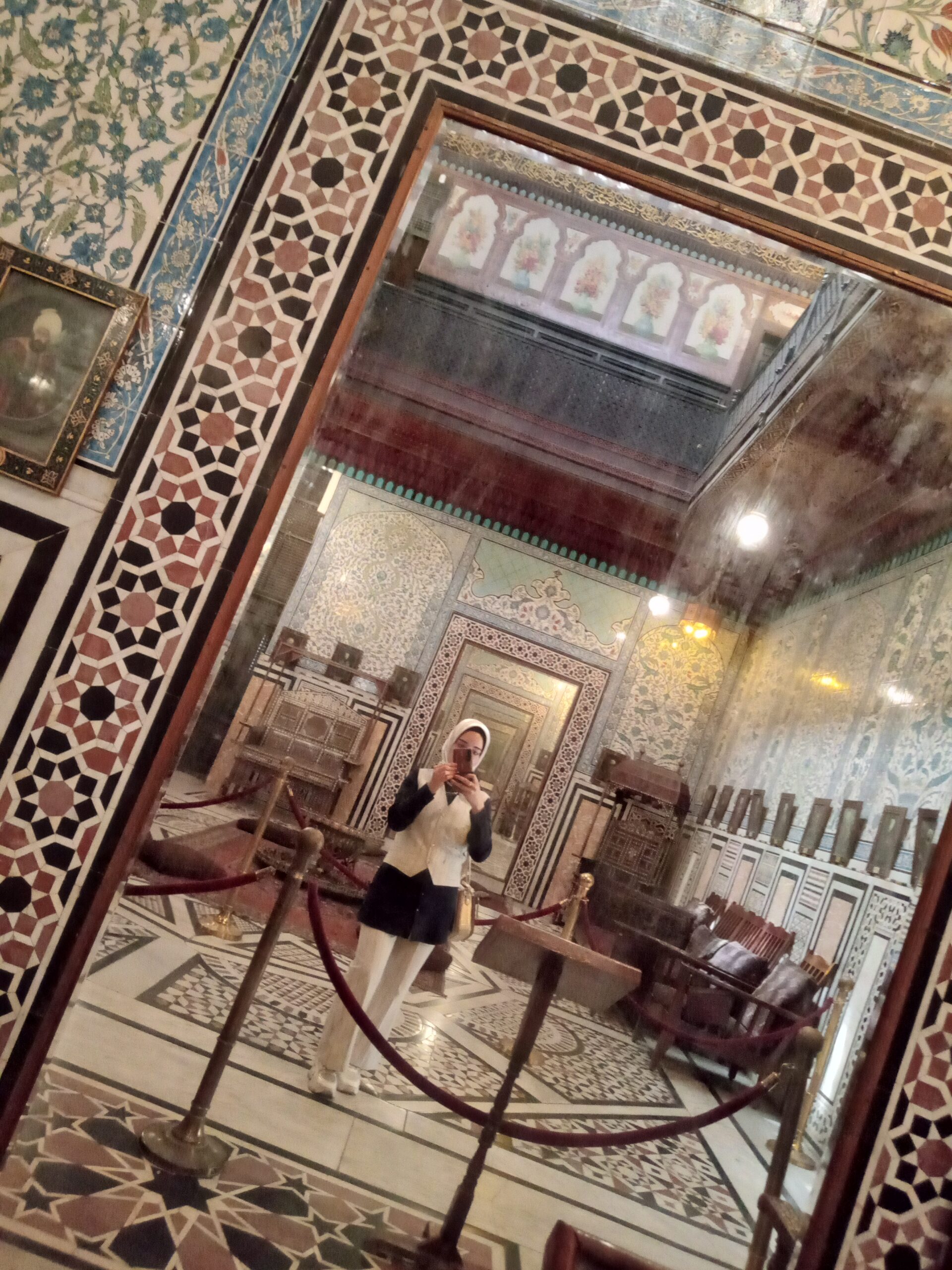 صورة في سرايا الإقامة – قصر الأمير محمد علي بالمنيل